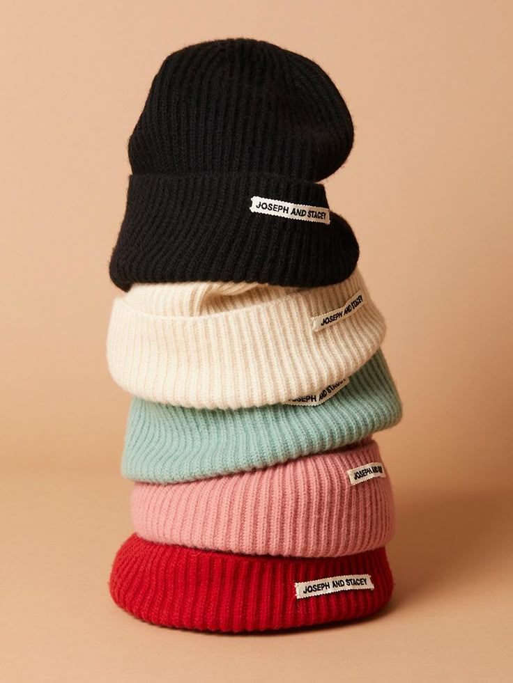 Top Seasonal Accessory Trends and Deals